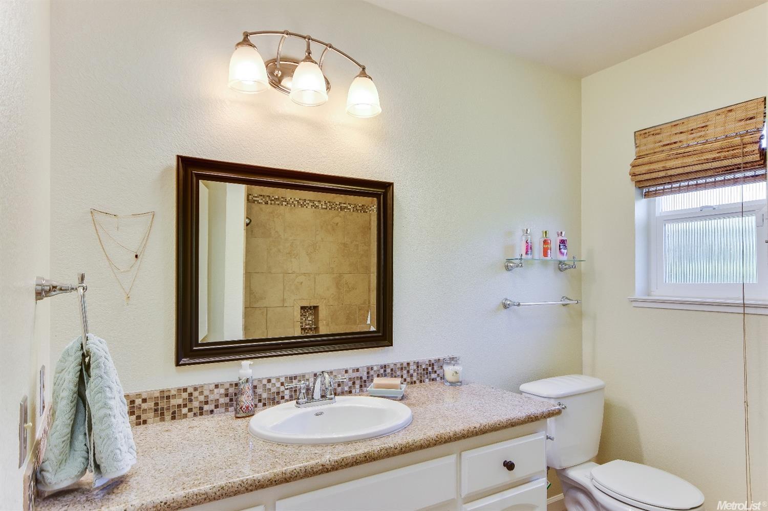 7052 Pine View Dr, Folsom, CA 95630 photo 23