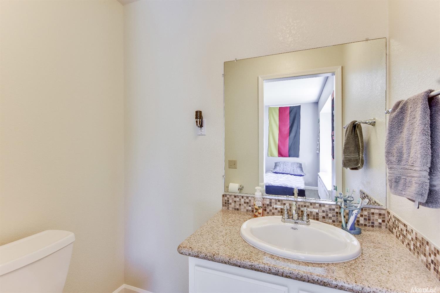 7052 Pine View Dr, Folsom, CA 95630 photo 21