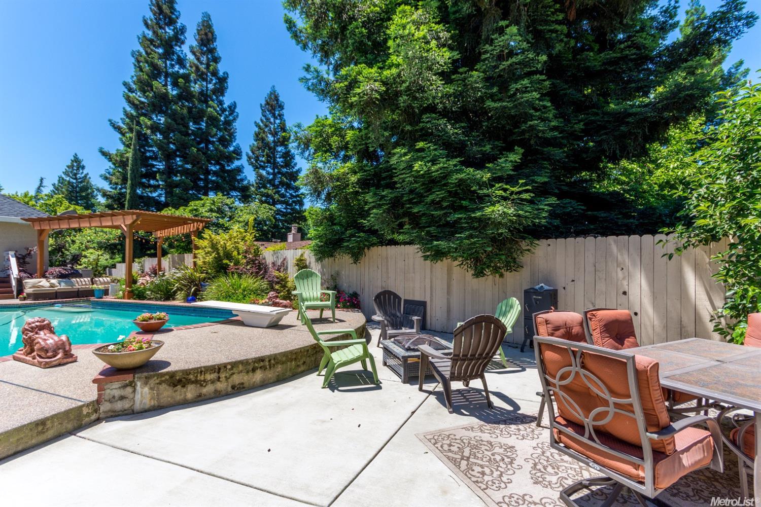 7052 Pine View Dr, Folsom, CA 95630 photo 9