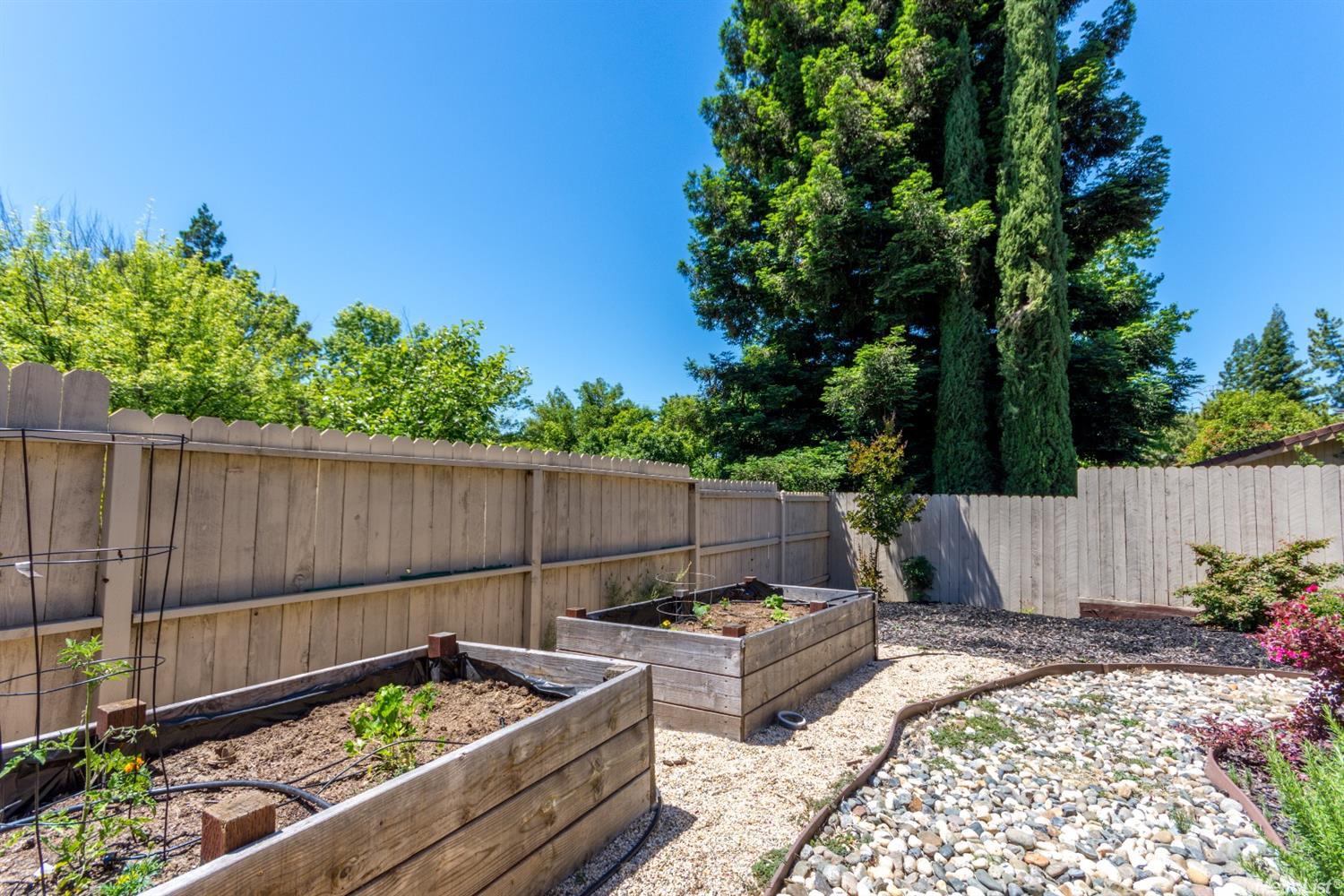 7052 Pine View Dr, Folsom, CA 95630 photo 13