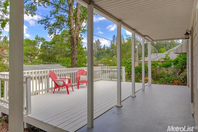 1026 Spring St, Placerville, CA 95667 photo 4