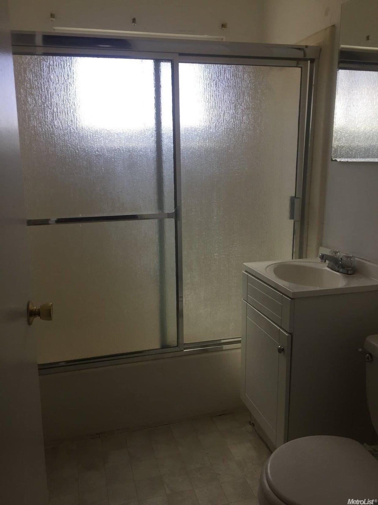 1813 Elmhurst Dr, Modesto, CA 95350 photo 9