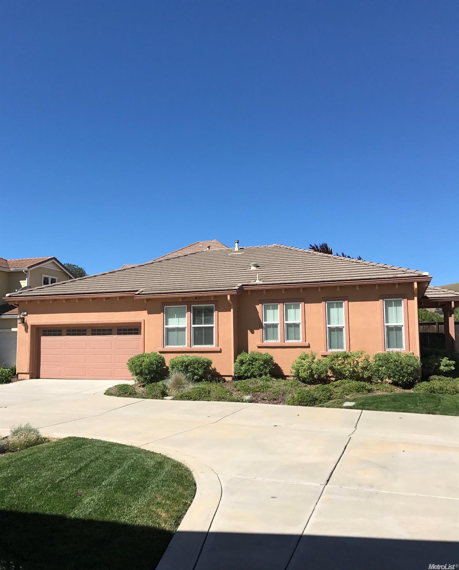 20857 Grapevine, Patterson, CA 95363 photo 2