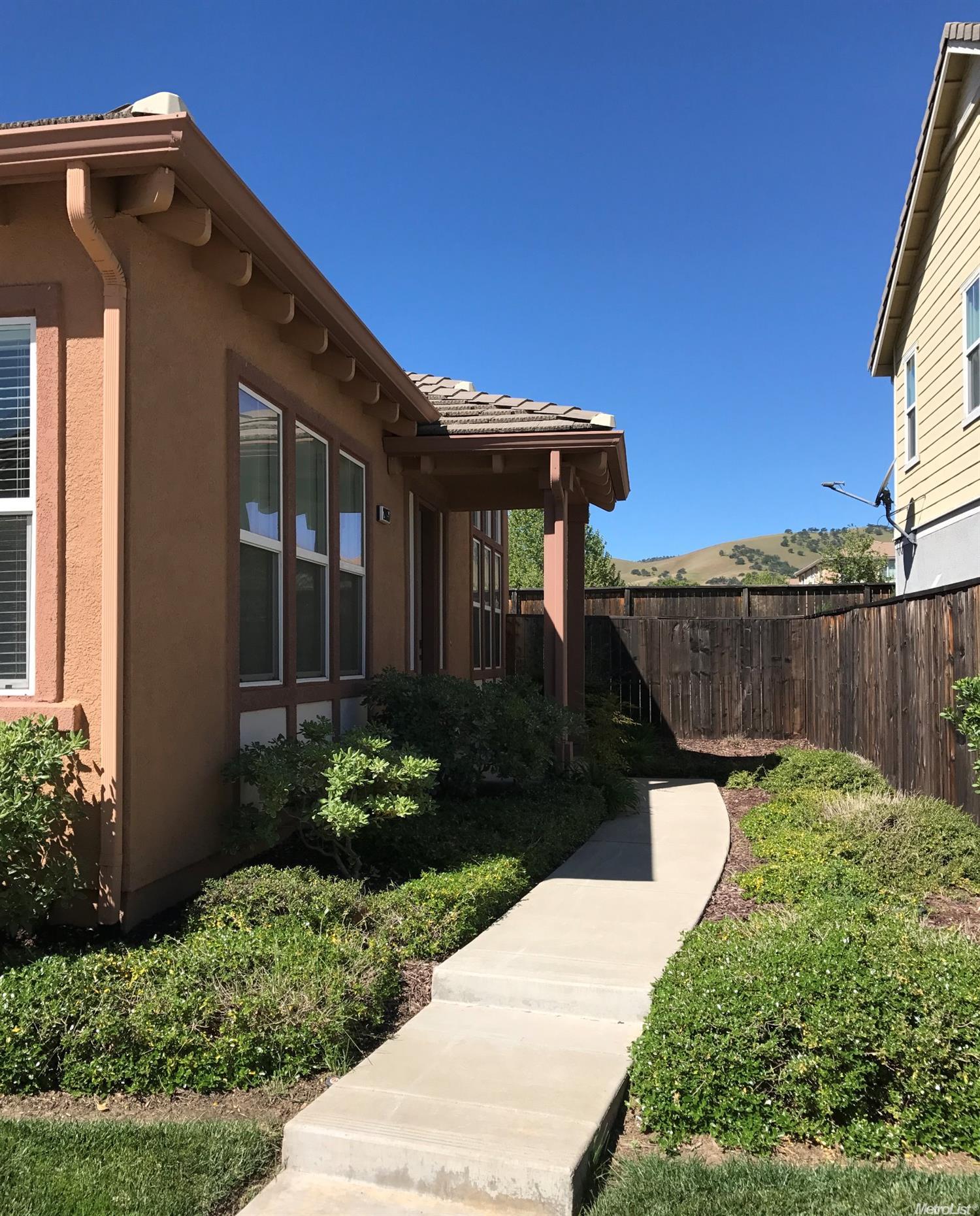 20857 Grapevine, Patterson, CA 95363 photo 3