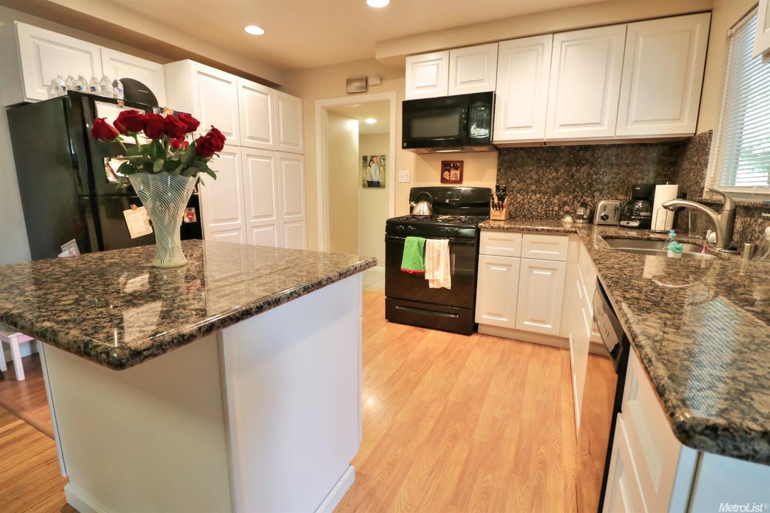 4701 Melvin Dr, Carmichael, CA 95608 photo 12