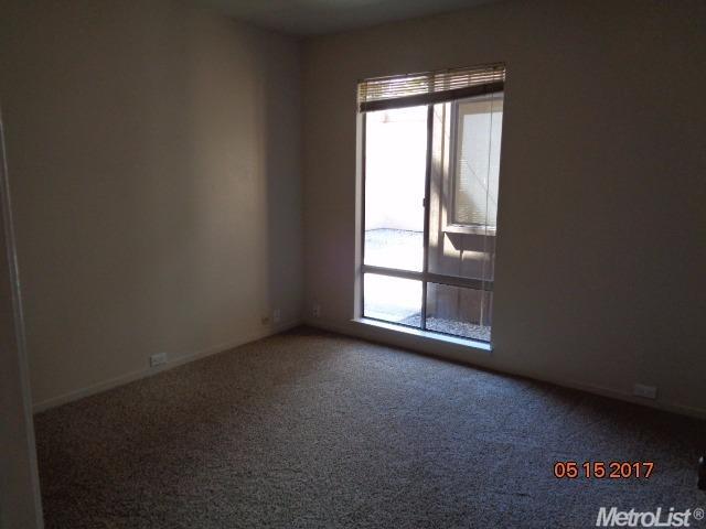 601 Edgebrook Ct, Modesto, CA 95354 photo 9