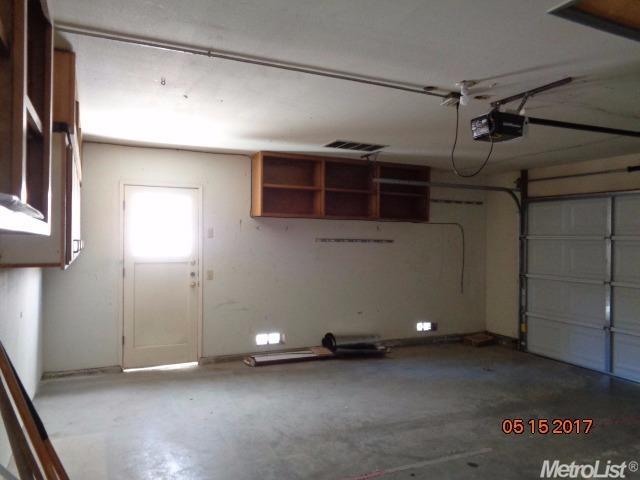 601 Edgebrook Ct, Modesto, CA 95354 photo 14