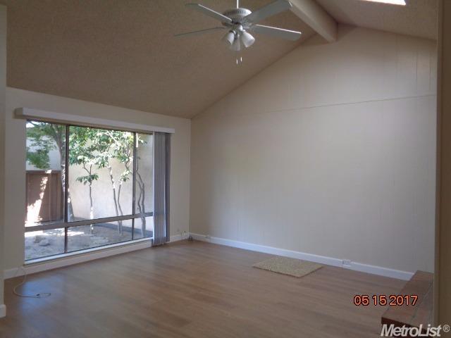 601 Edgebrook Ct, Modesto, CA 95354 photo 3
