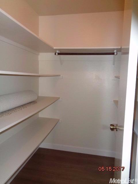 601 Edgebrook Ct, Modesto, CA 95354 photo 4