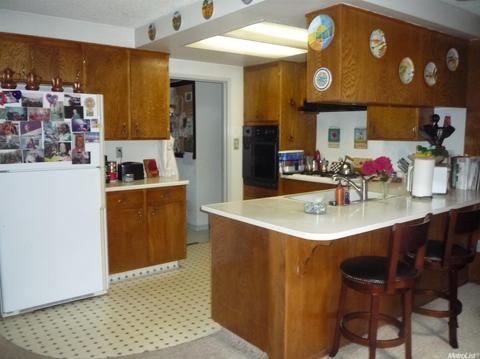 1500 Montclair Dr, Modesto, CA 95350 photo 6