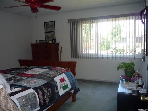 1500 Montclair Dr, Modesto, CA 95350 photo 8