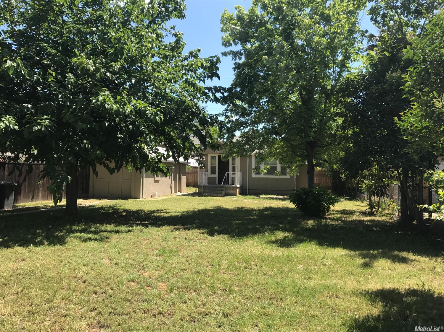 340 E Walnut St, Lodi, CA 95240 photo 23