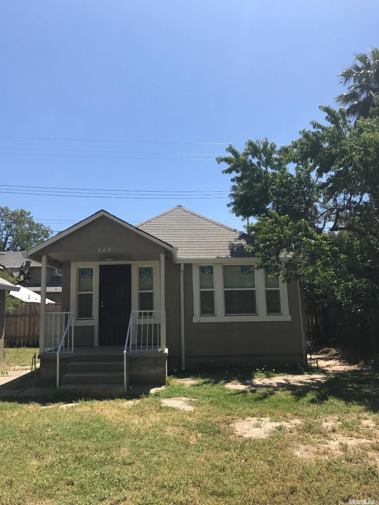 340 E Walnut St, Lodi, CA 95240 photo 1