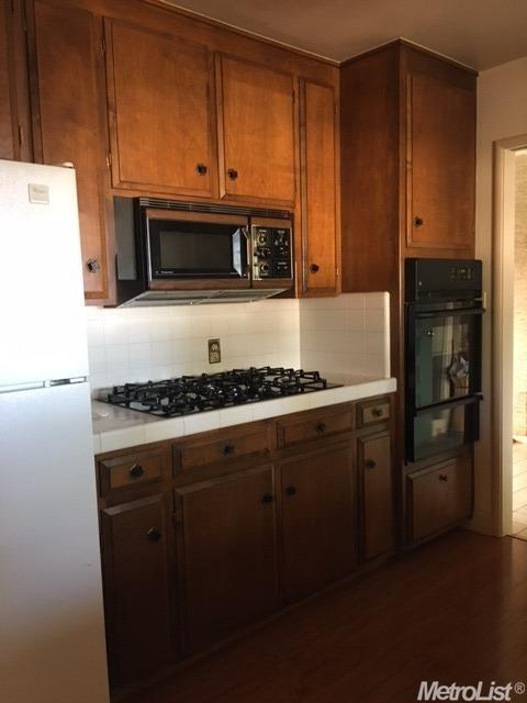 5700 Chenault Dr, Modesto, CA 95356 photo 6