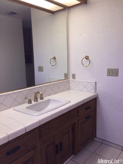 278 N Manley Rd, Ripon, CA 95366 photo 19