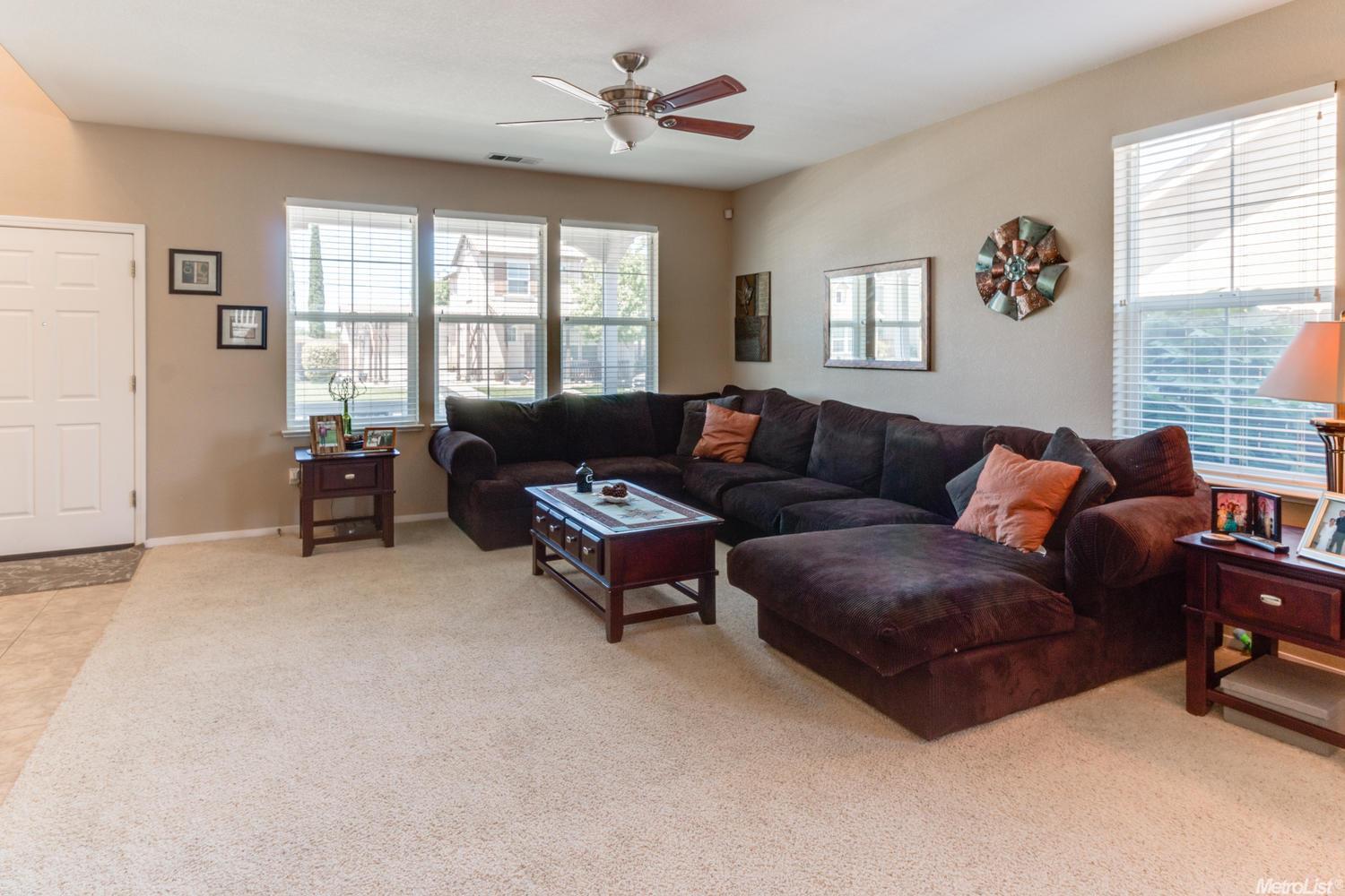 1388 Gianna Ln, Manteca, CA 95336 photo 7