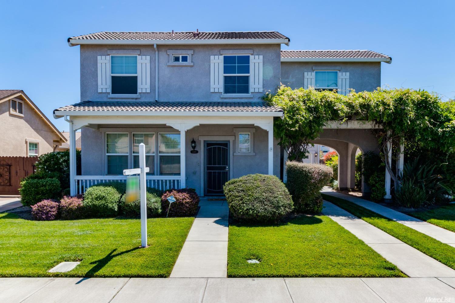 1388 Gianna Ln, Manteca, CA 95336 photo 1
