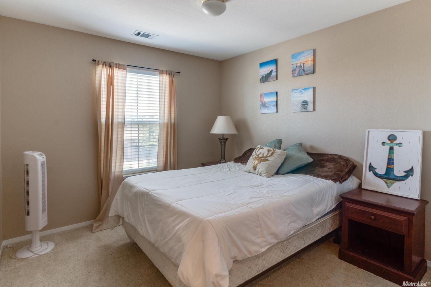1388 Gianna Ln, Manteca, CA 95336 photo 17