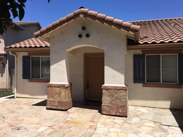 716 Roadrunner Dr, Patterson, CA 95363 photo 3