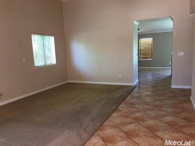 716 Roadrunner Dr, Patterson, CA 95363 photo 5