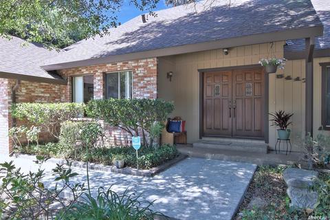 5417 Saint Anton Ct, Carmichael, CA 95608 photo 2