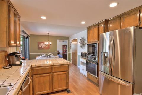 5417 Saint Anton Ct, Carmichael, CA 95608 photo 8