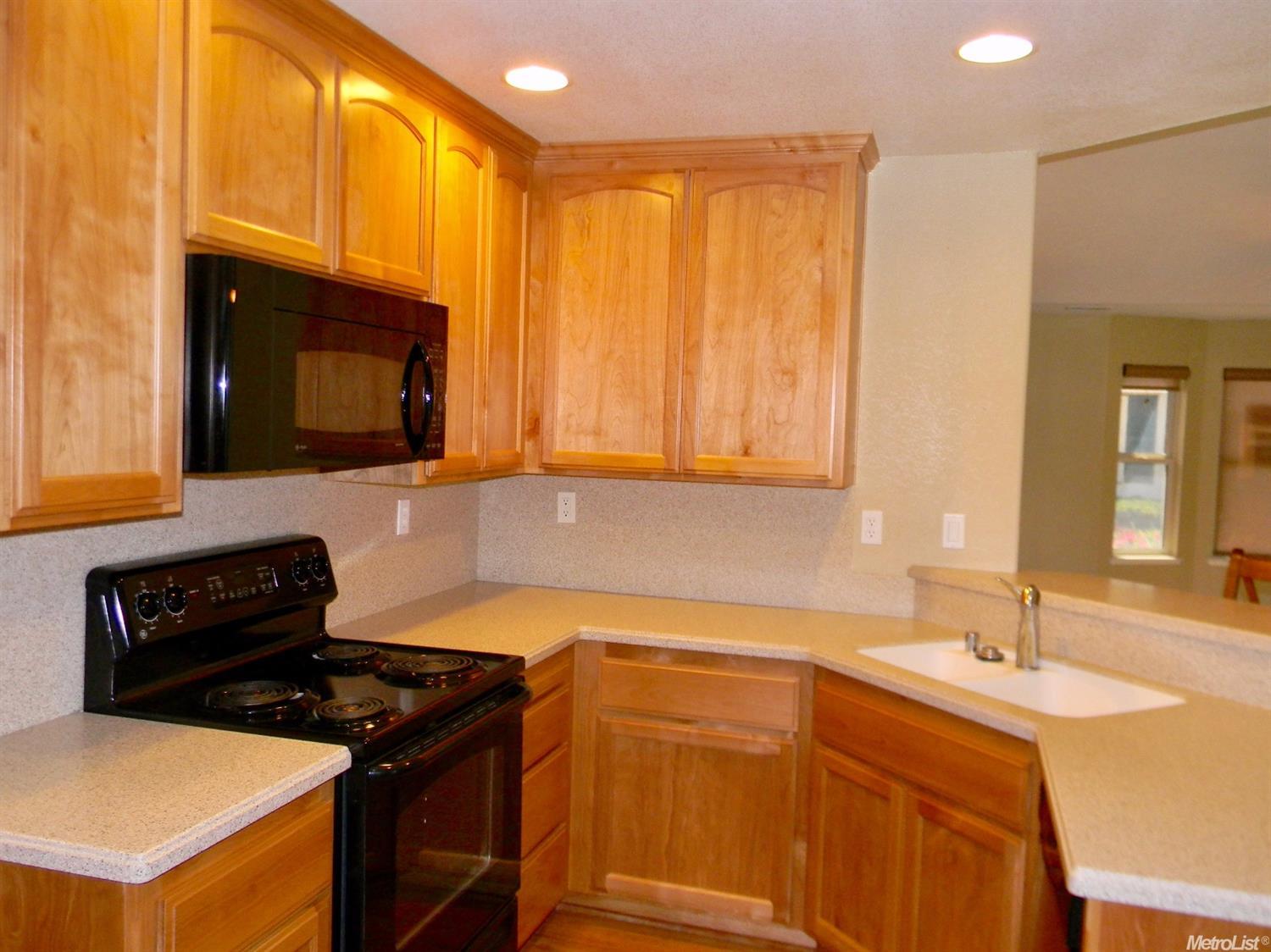 741 Young Ct, Galt, CA 95632 photo 6