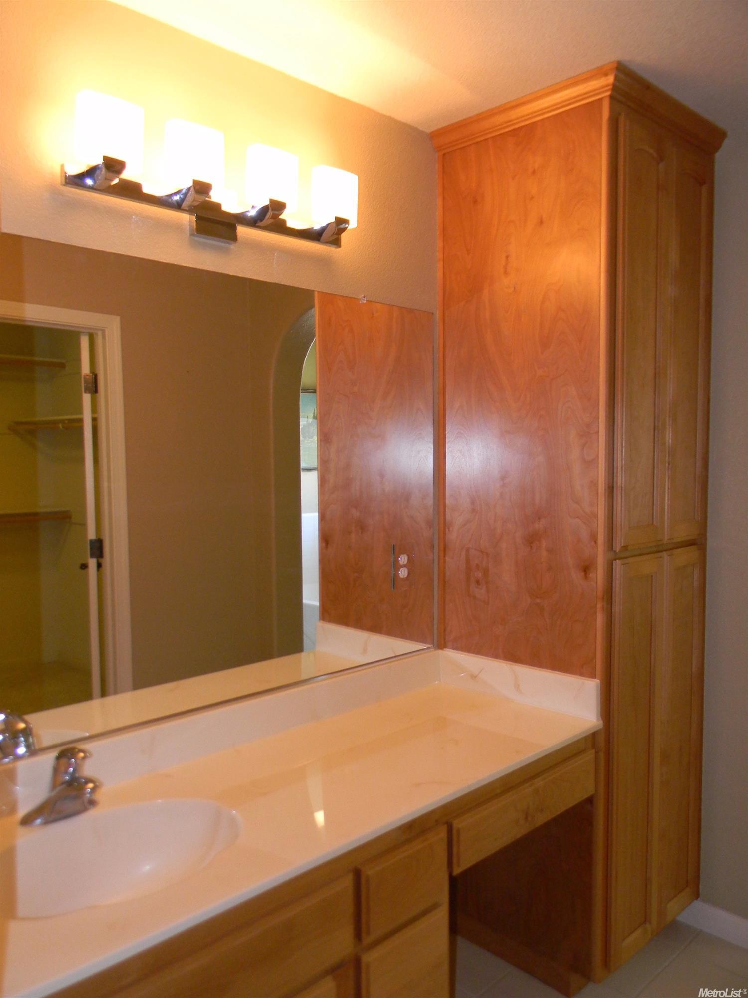 741 Young Ct, Galt, CA 95632 photo 12
