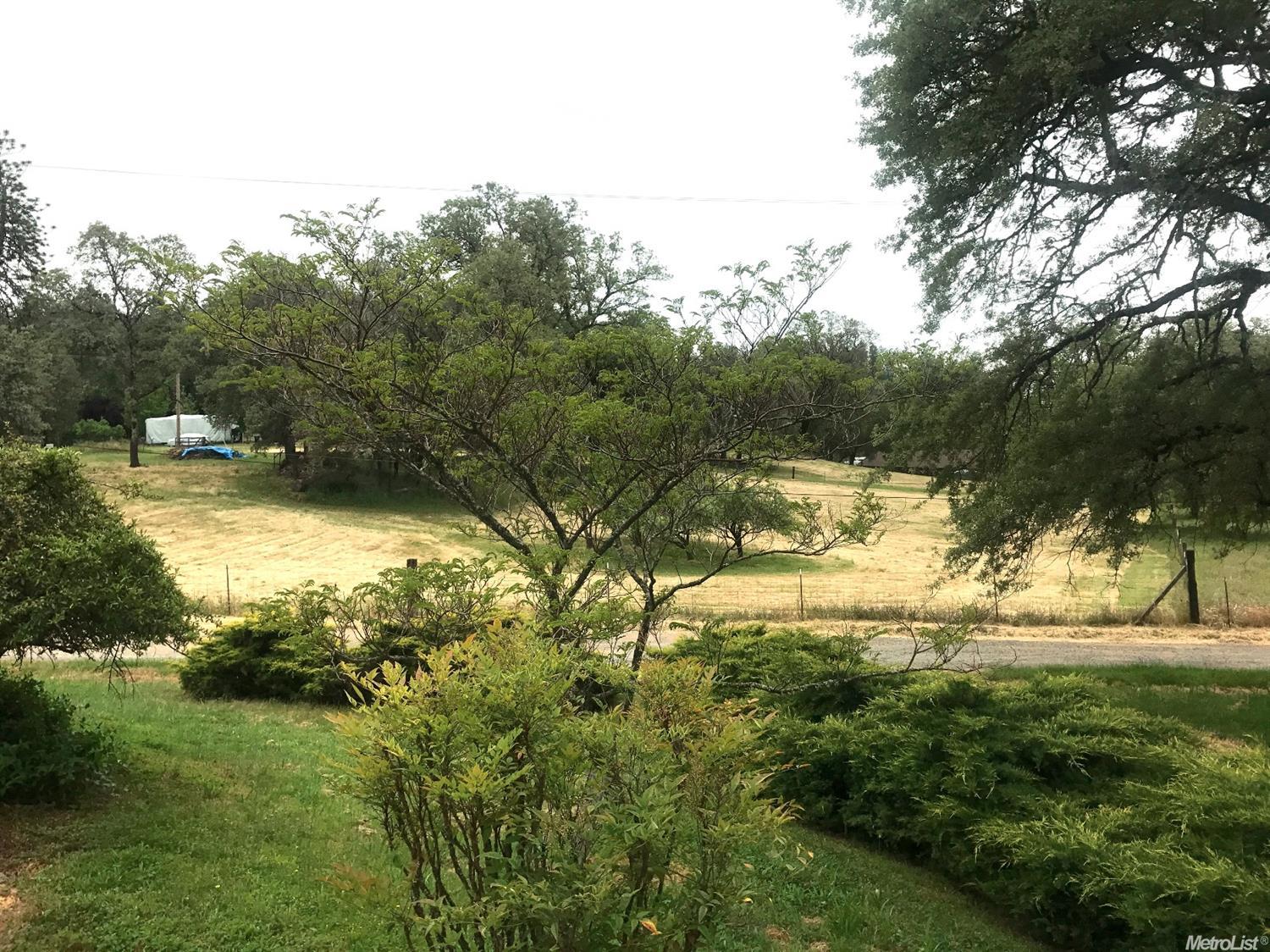 1190 Boole Rd, Applegate, CA 95703 photo 2