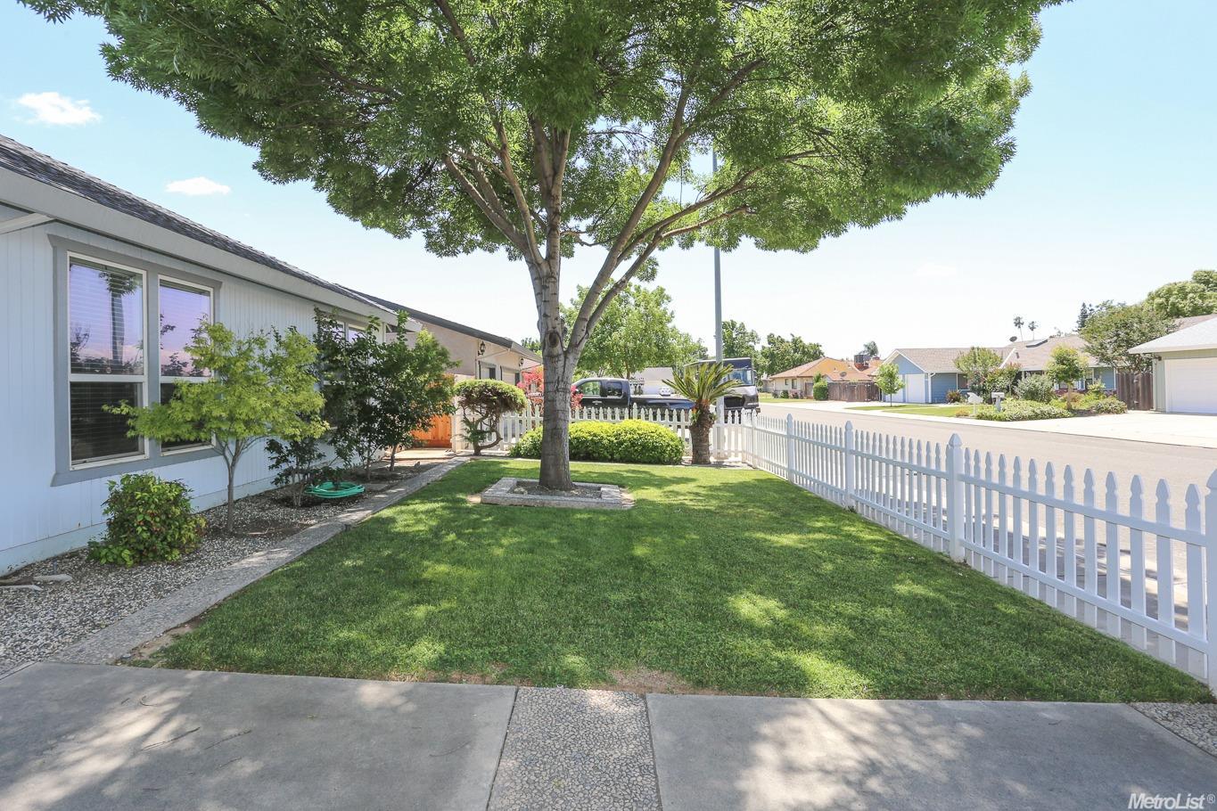 1308 Fruitridge Dr, Modesto, CA 95351 photo 3
