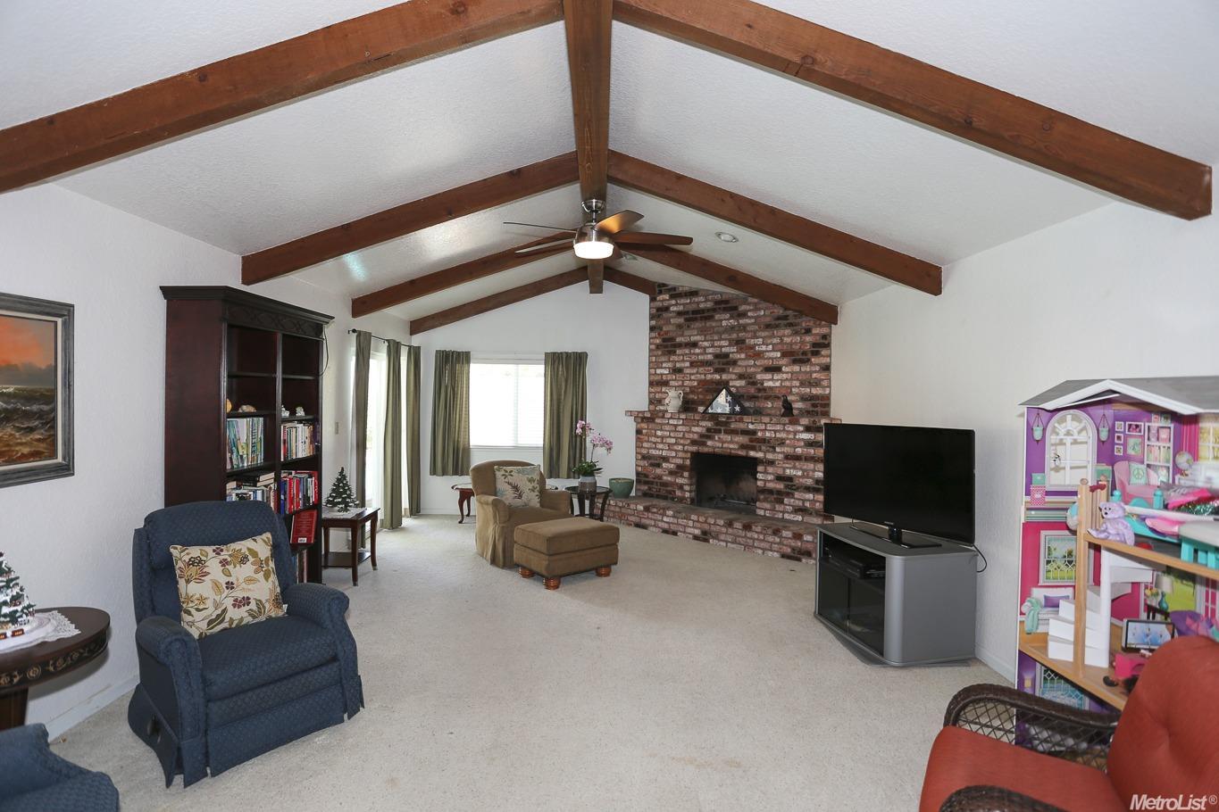 1308 Fruitridge Dr, Modesto, CA 95351 photo 5