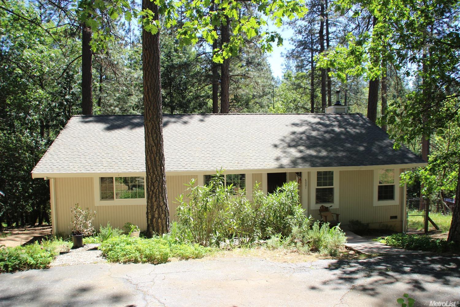 6001 Arrowhead Ct, Foresthill, CA 95631 photo 1