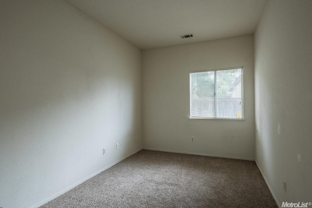 2216 Inglenook Dr, Modesto, CA 95358 photo 11