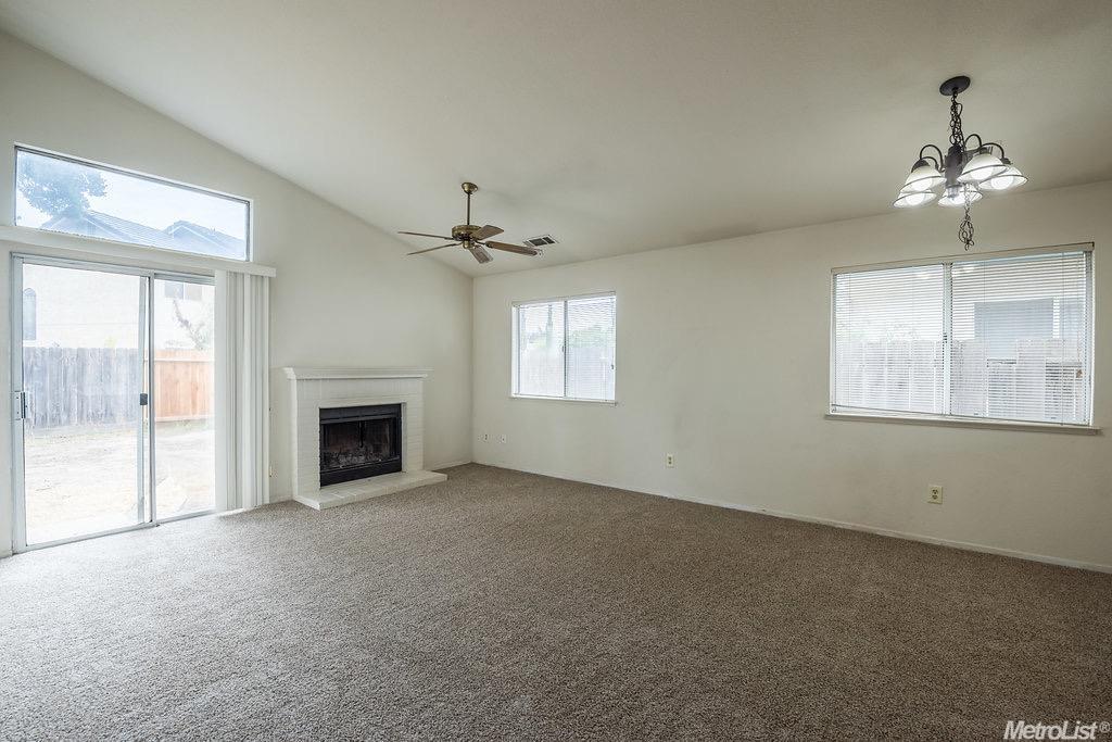 2216 Inglenook Dr, Modesto, CA 95358 photo 3