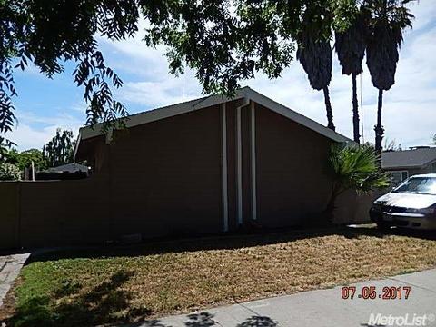 3128 Carver Rd, Modesto, CA 95350 photo 1