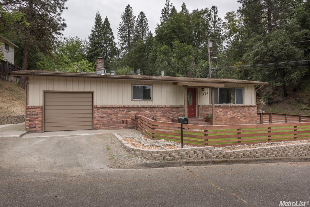 1124 Turner, Placerville, CA 95667 photo 4