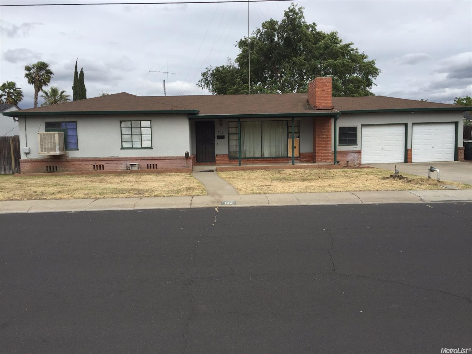 102 Raylow Ave, Manteca, CA 95336 photo 1