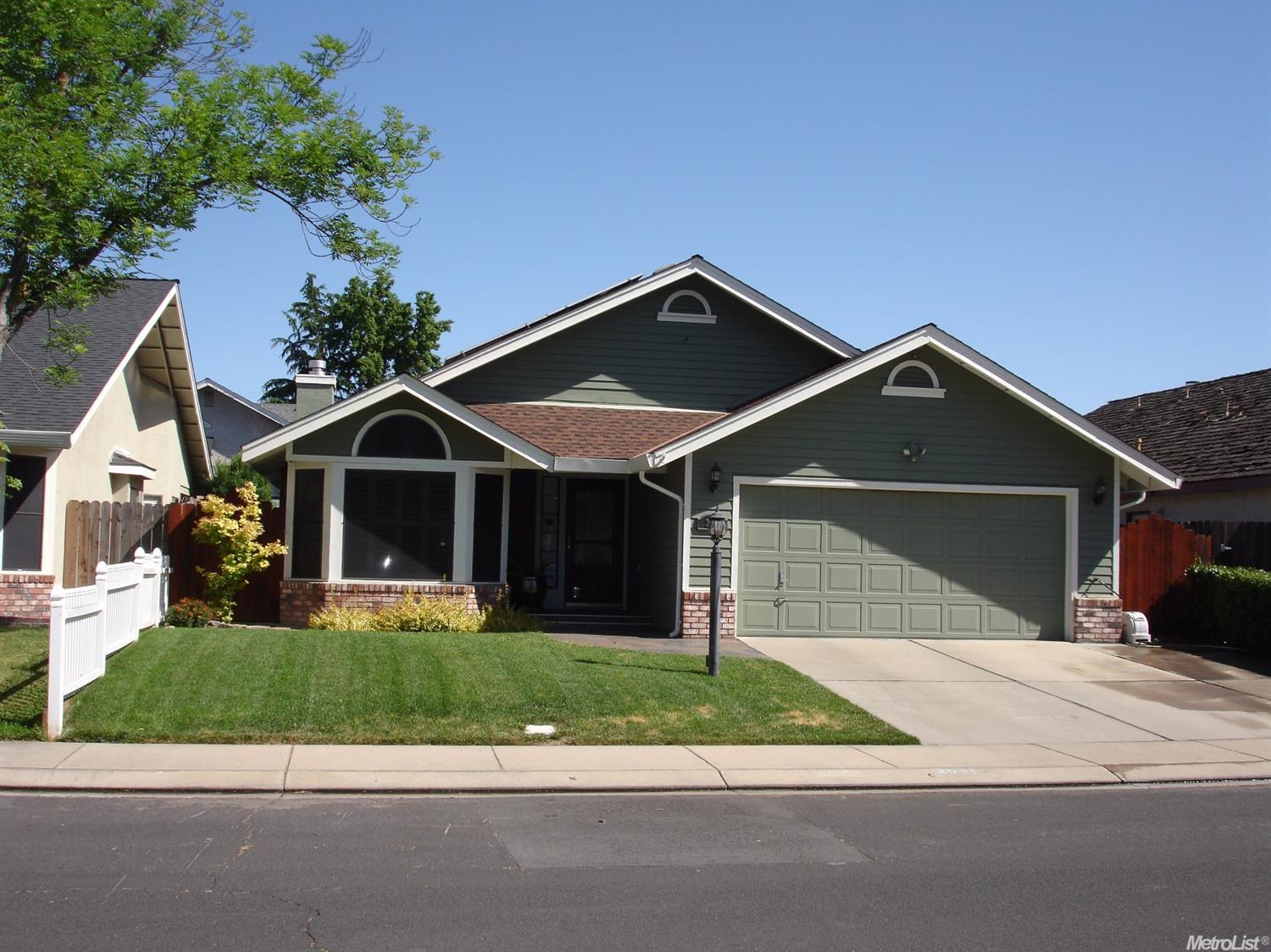 2041 Zaiger Way, Modesto, CA 95350 photo 1