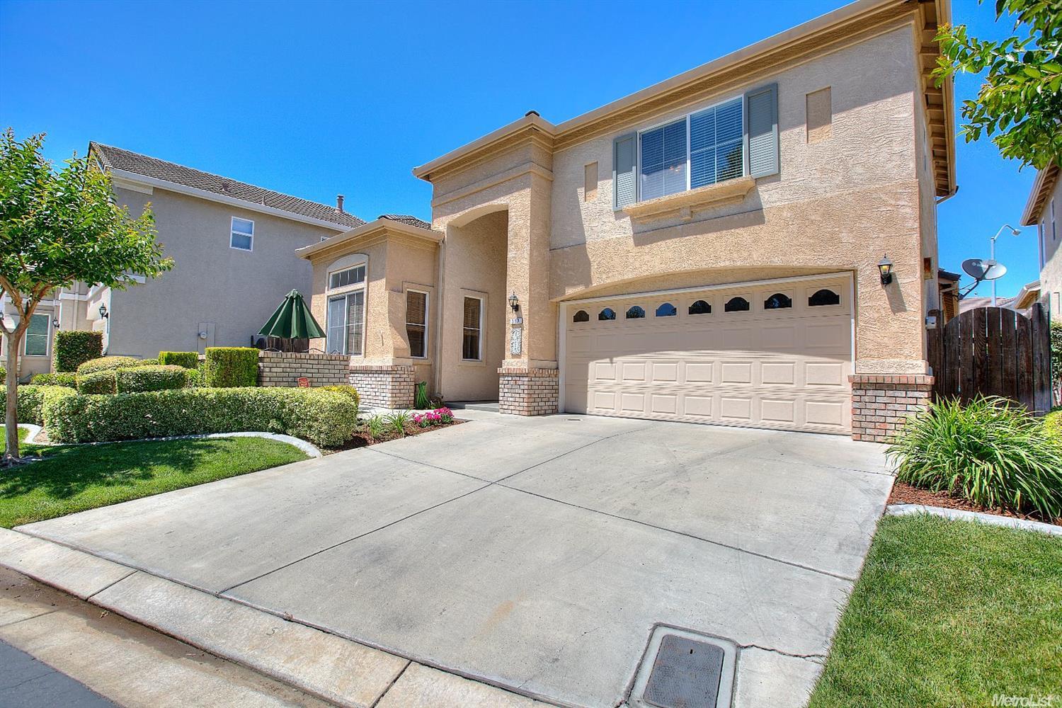 317 The Blf, Modesto, CA 95355 photo 1