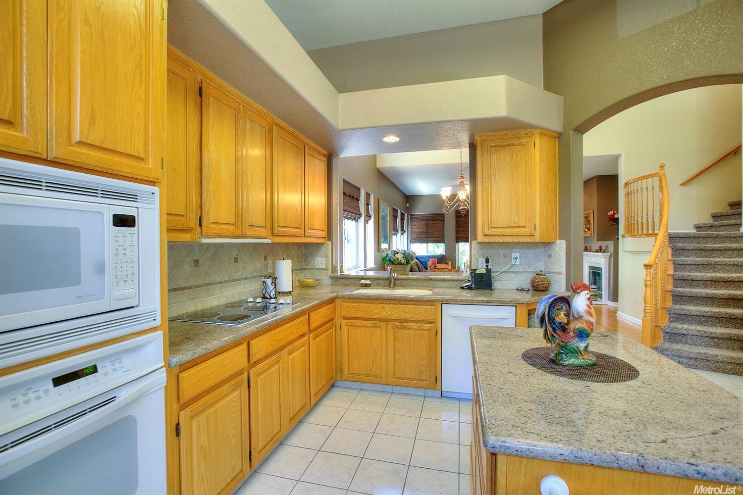 317 The Blf, Modesto, CA 95355 photo 13