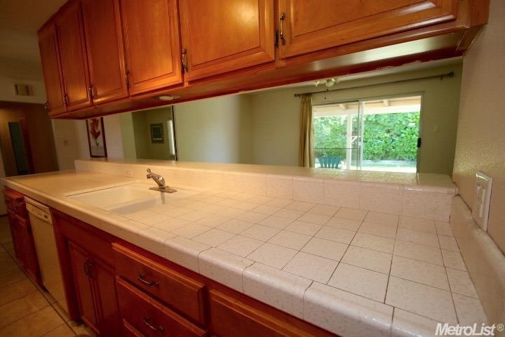 1612 Jacquelyn Way, Modesto, CA 95355 photo 9