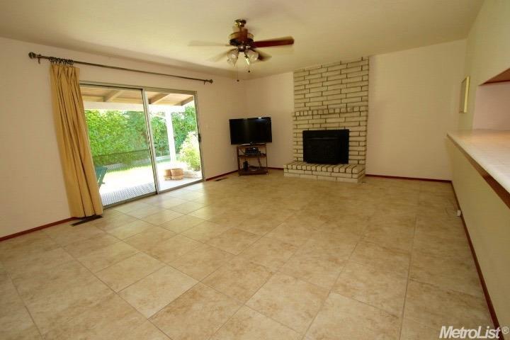 1612 Jacquelyn Way, Modesto, CA 95355 photo 7