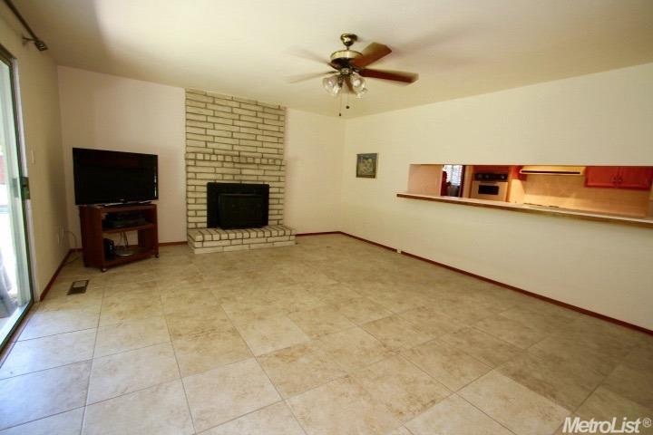 1612 Jacquelyn Way, Modesto, CA 95355 photo 5