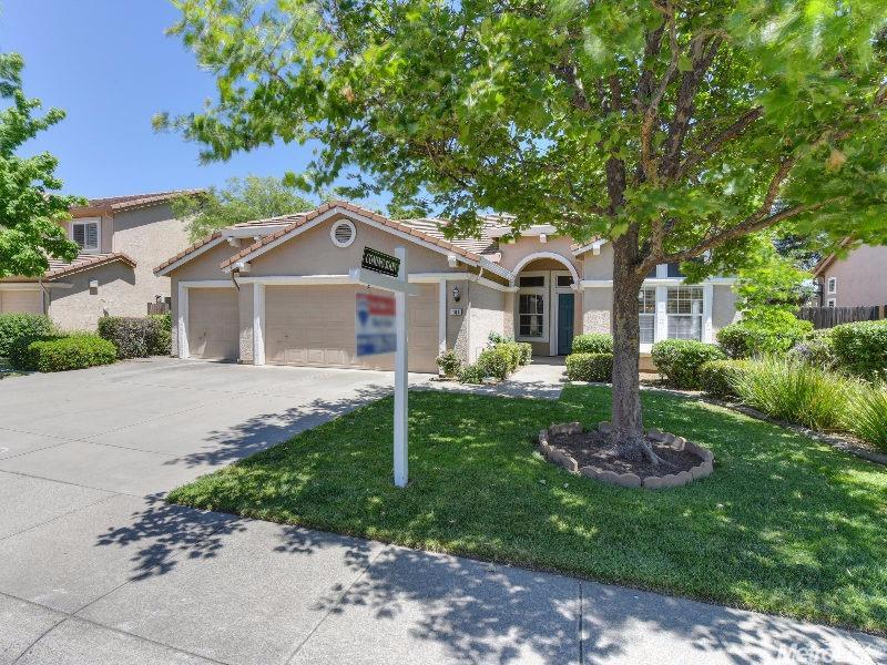 184 Singer Ln, Folsom, CA 95630 photo 2