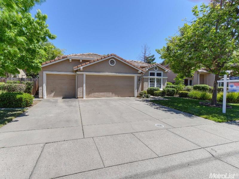 184 Singer Ln, Folsom, CA 95630 photo 3
