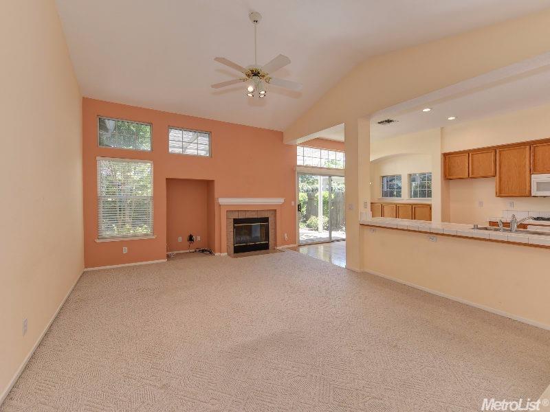 184 Singer Ln, Folsom, CA 95630 photo 11