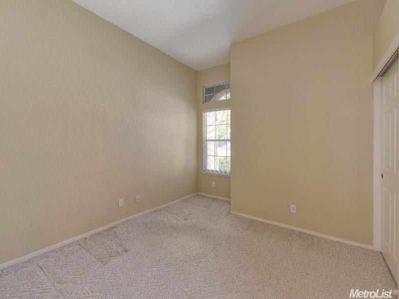 184 Singer Ln, Folsom, CA 95630 photo 14
