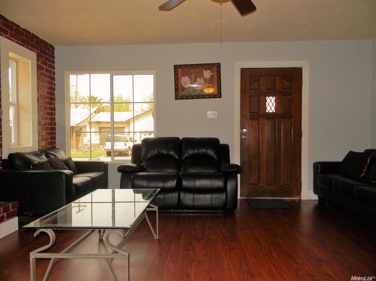 126 W 20th St, Tracy, CA 95376 photo 4
