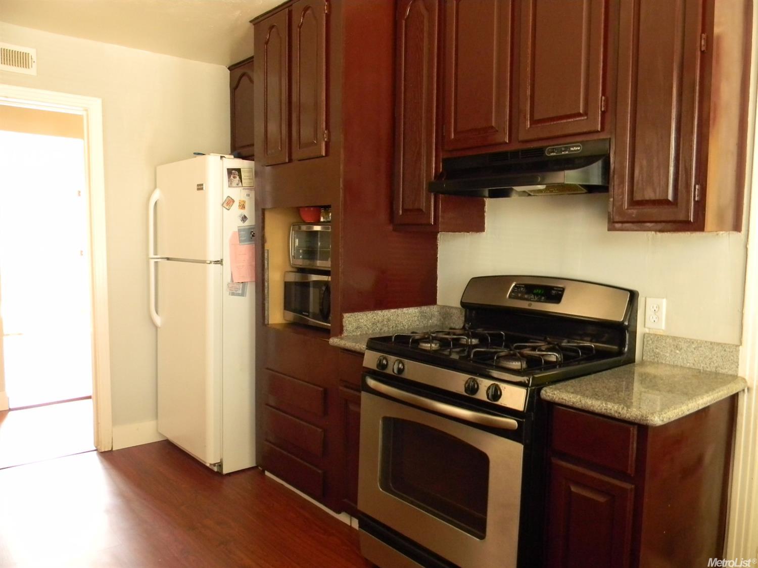 126 W 20th St, Tracy, CA 95376 photo 12