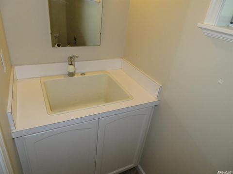2100 Claremont Rd, Carmichael, CA 95608 photo 21